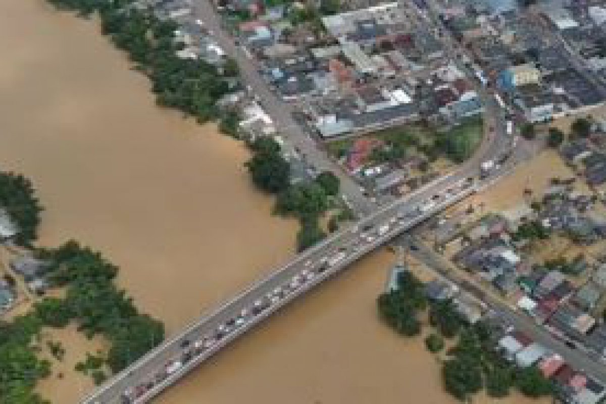 Enchentes no Acre: Rio Branco (AC) registra o segundo maior nvel da histria, com 17,79 m
