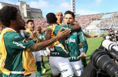 Palmeiras vence Flamengo na prorrogação e conquista 3º título da Libertadores